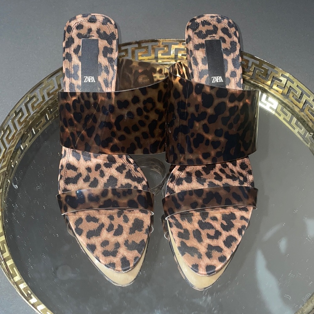 Cheetah brown sandals